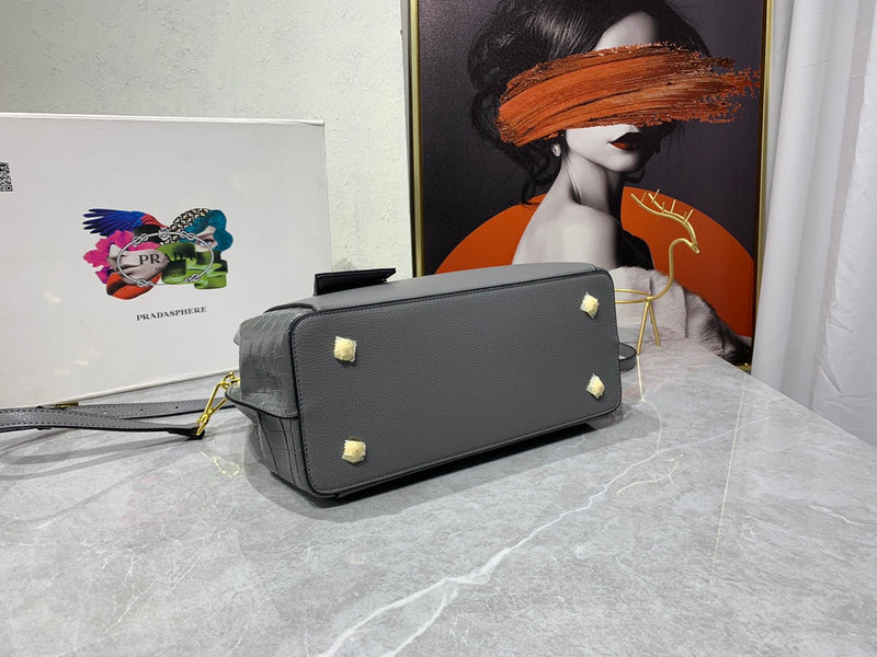 Barnes-Bags - Prada Bags - 916