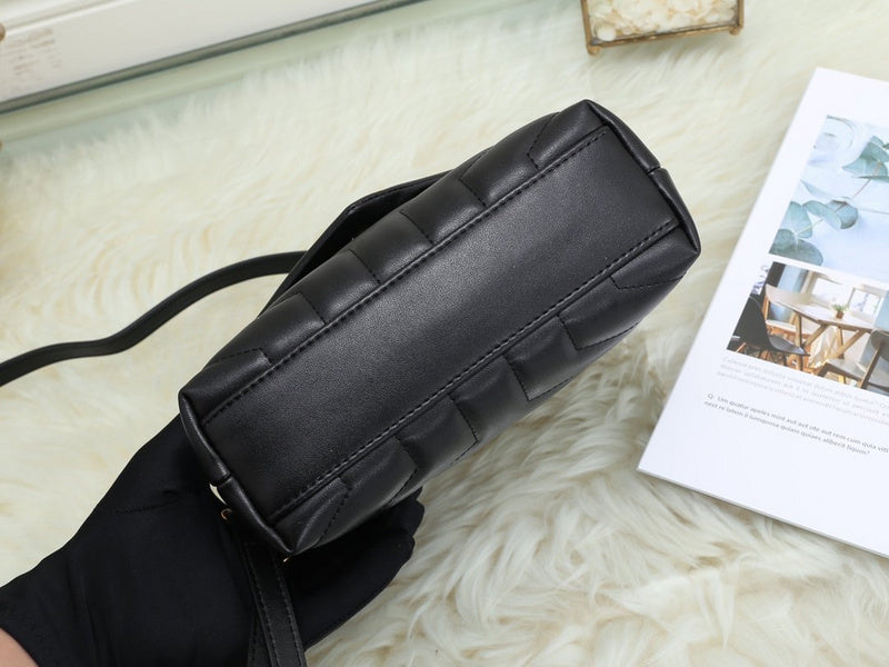Amelia - YSL Bag - 3537