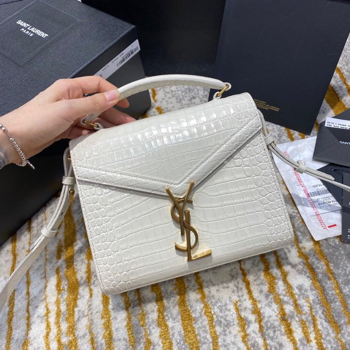 Amelia - YSL Bag - 3777