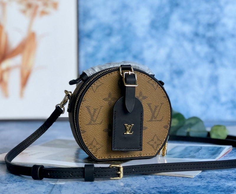 Fan Fashion Lu-Vi bags - 17752