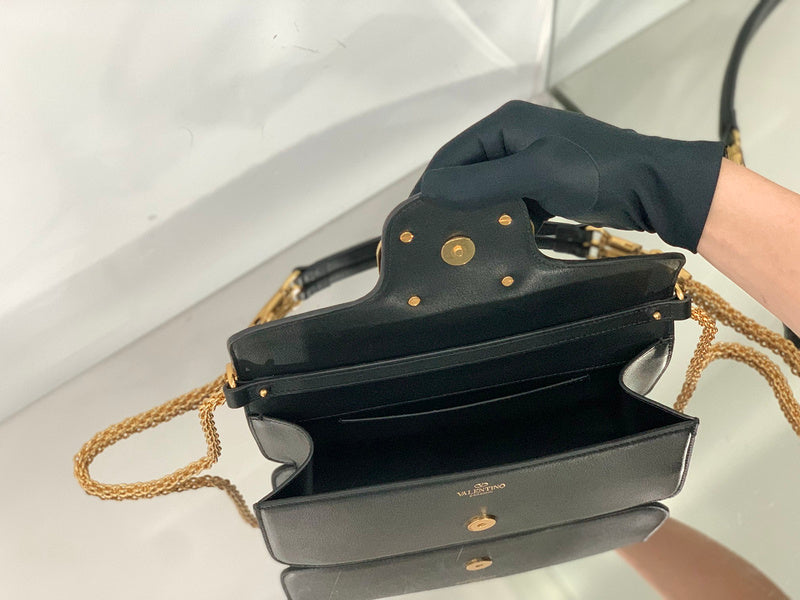 Amelia's Bag Gallery - VEL Bags - 273