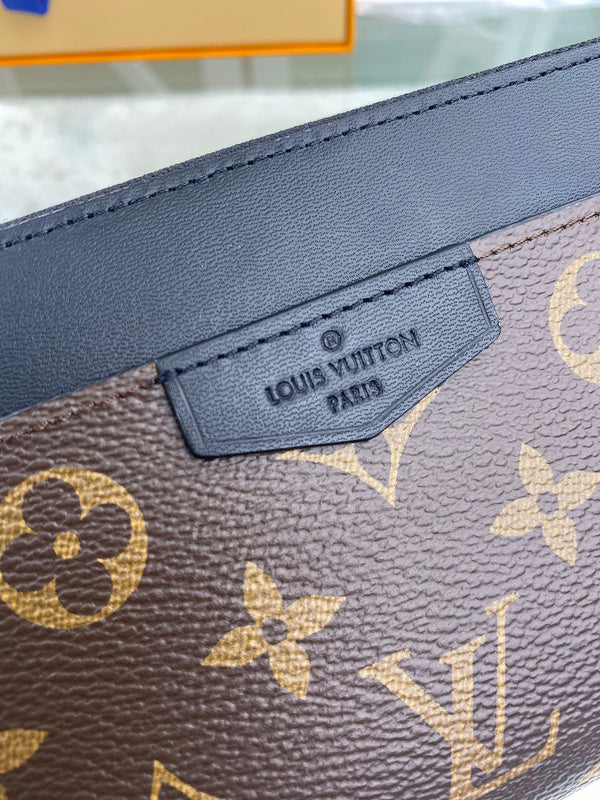 Fan Fashion Lu-Vi bags - 17414