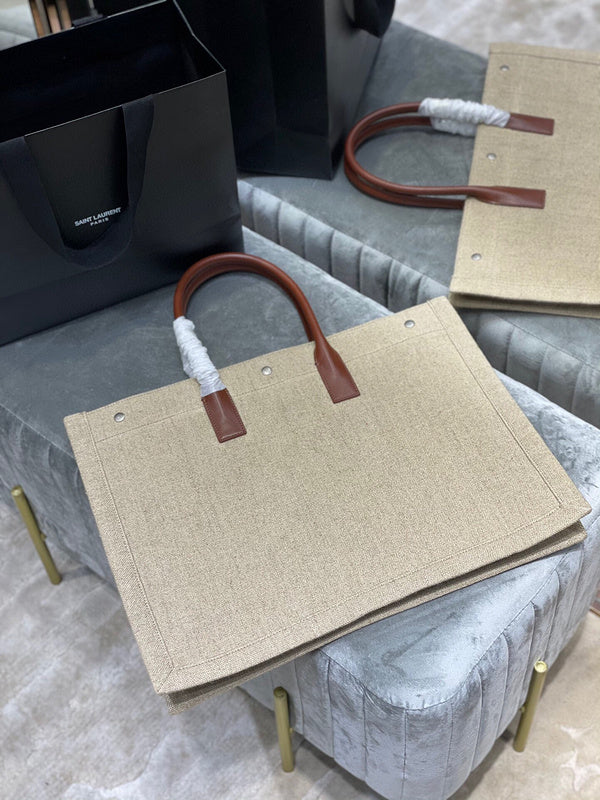 Amelia - YSL Bag - 1462