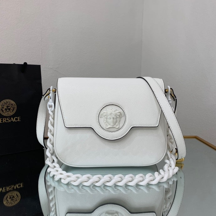 Amelia's Bag Gallery - VAR Bags - 365