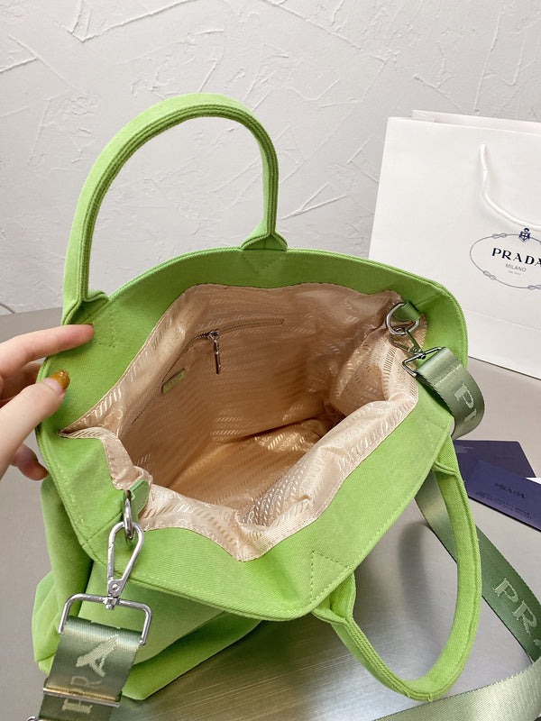 Barnes-Bags - Prada Bags - 812