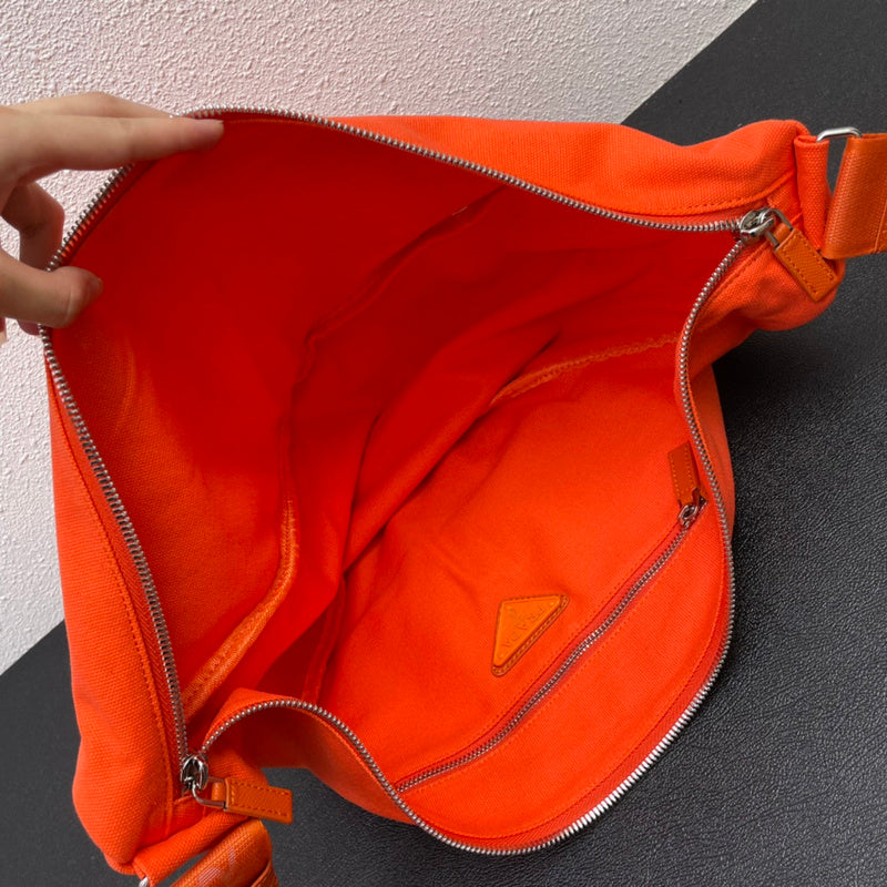 Barnes-Bags - Prada Bags - 783