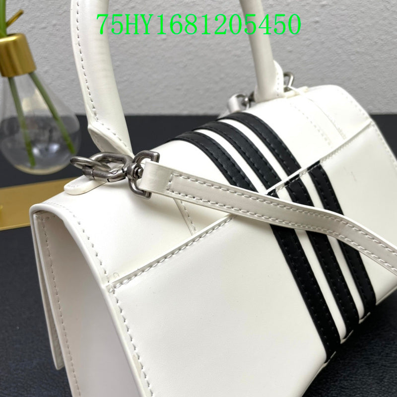 Amelia - BGA Bags - 1946