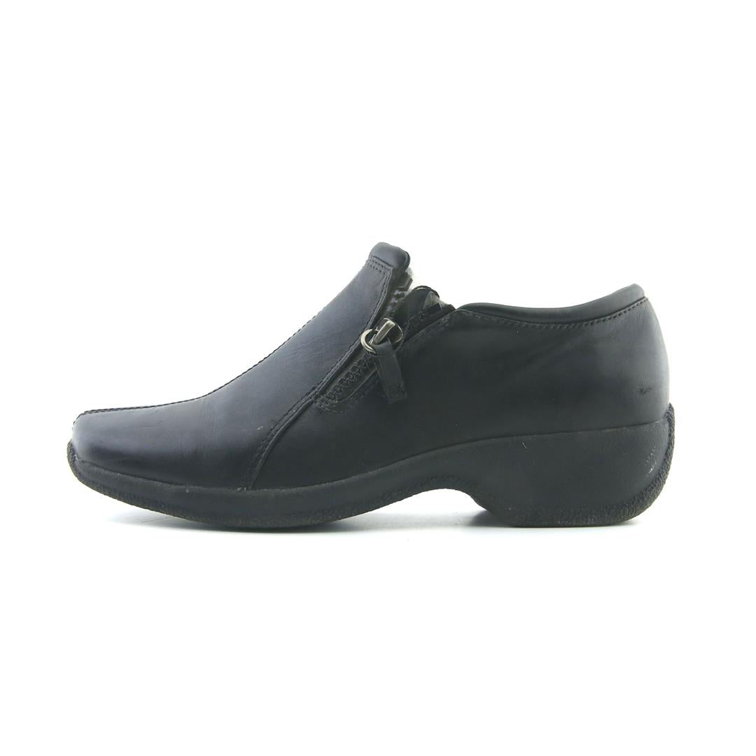 CLARKS ULTIMATE COMFORT