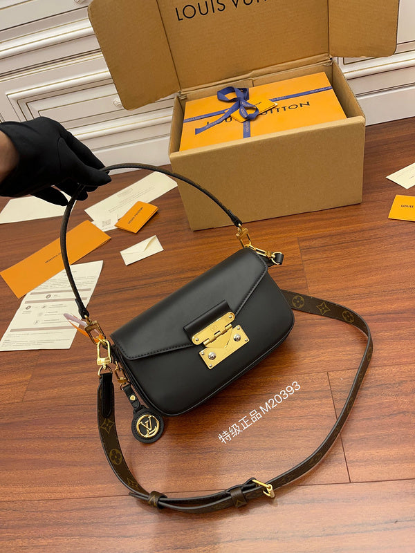 Amelia's Bag Gallery - LOV Bags - 990