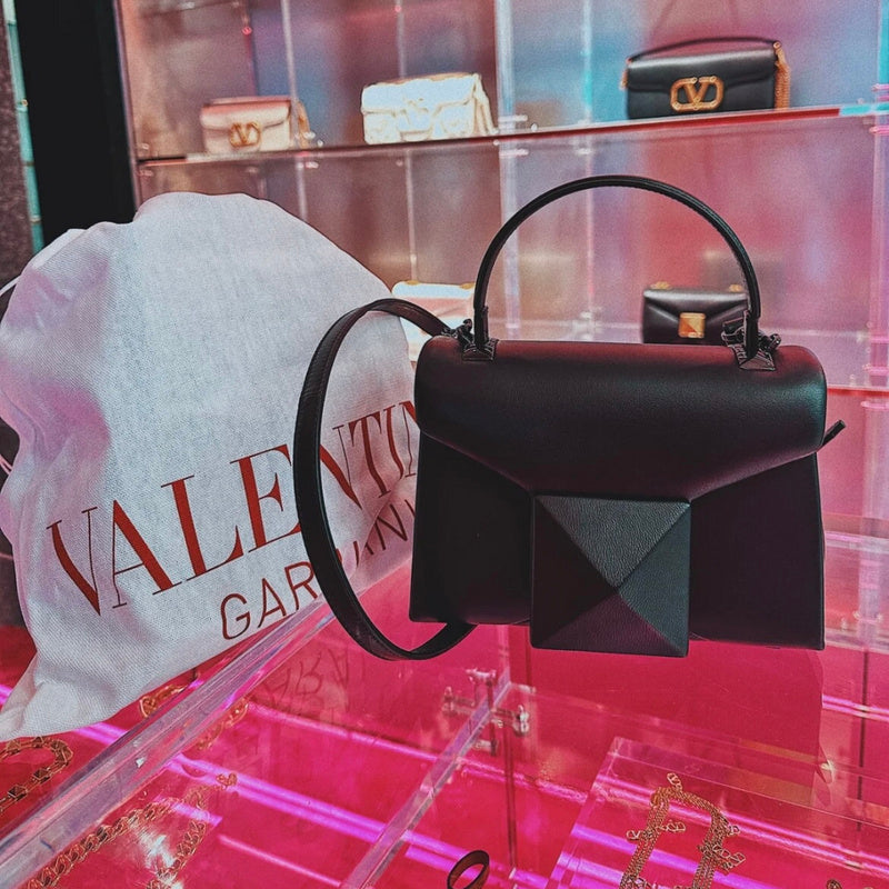 Amelia's Bag Gallery - VEL Bags - 660
