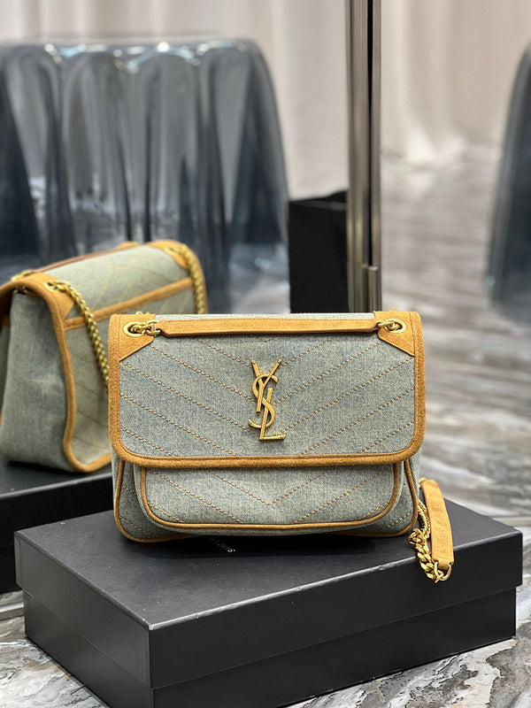 Amelia - YSL Bag - 3963