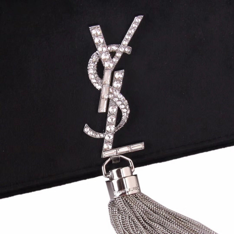 Amelia - YSL Bag - 3885