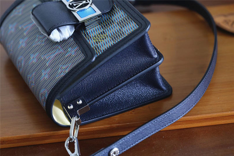Fan Fashion Lu-Vi bags - 8132