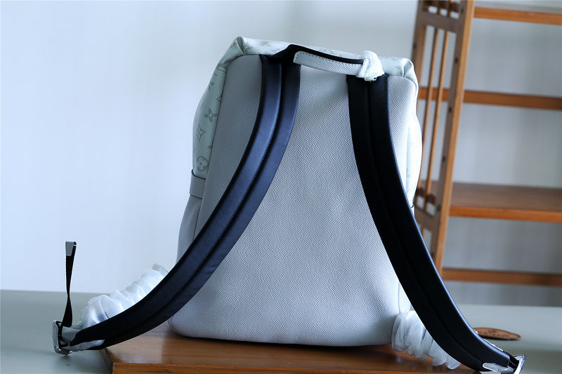 Fan Fashion Lu-Vi bags - 9766