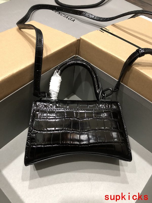 Amelia- BG Hourglass Bags - 194
