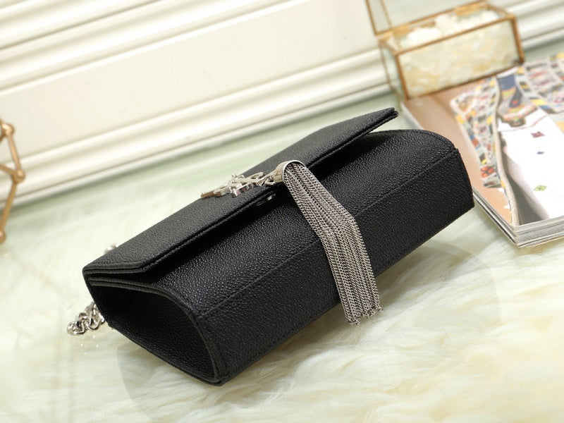 Amelia - YSL Bag - 3553