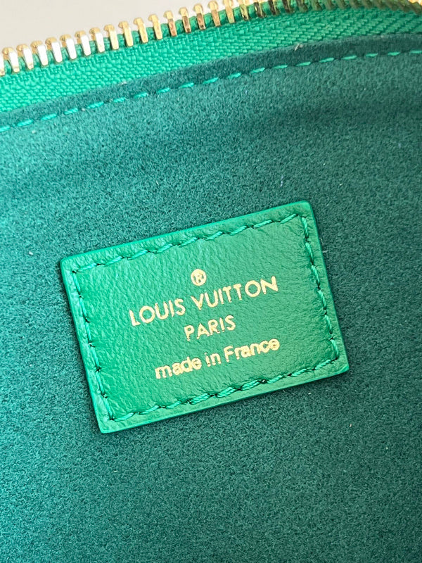 Fan Fashion Lu-Vi bags - 17208