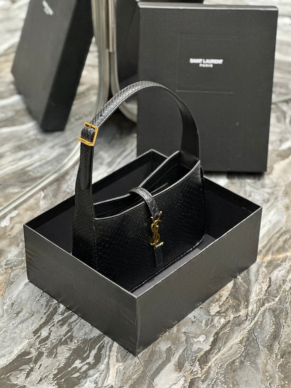 Amelia - YSL Bag - 2493