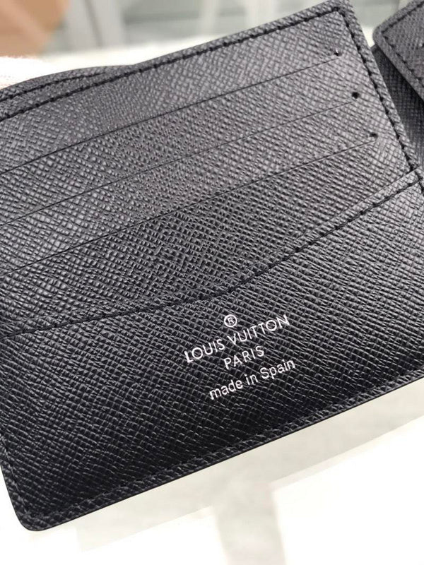 Fan Fashion Lu-Vi bags - 17843