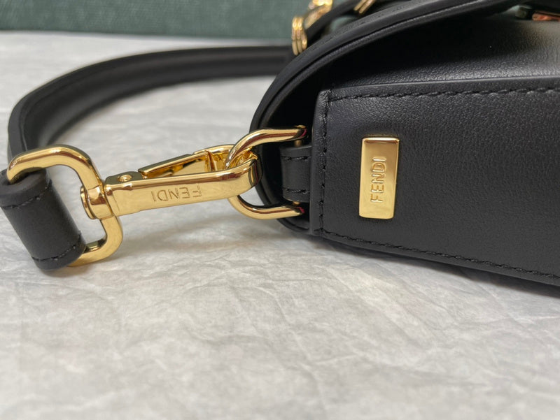 Amelia's Bag Gallery - VAR Bags - 231