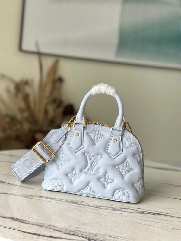 Fan Fashion Lu-Vi Bags - 16617