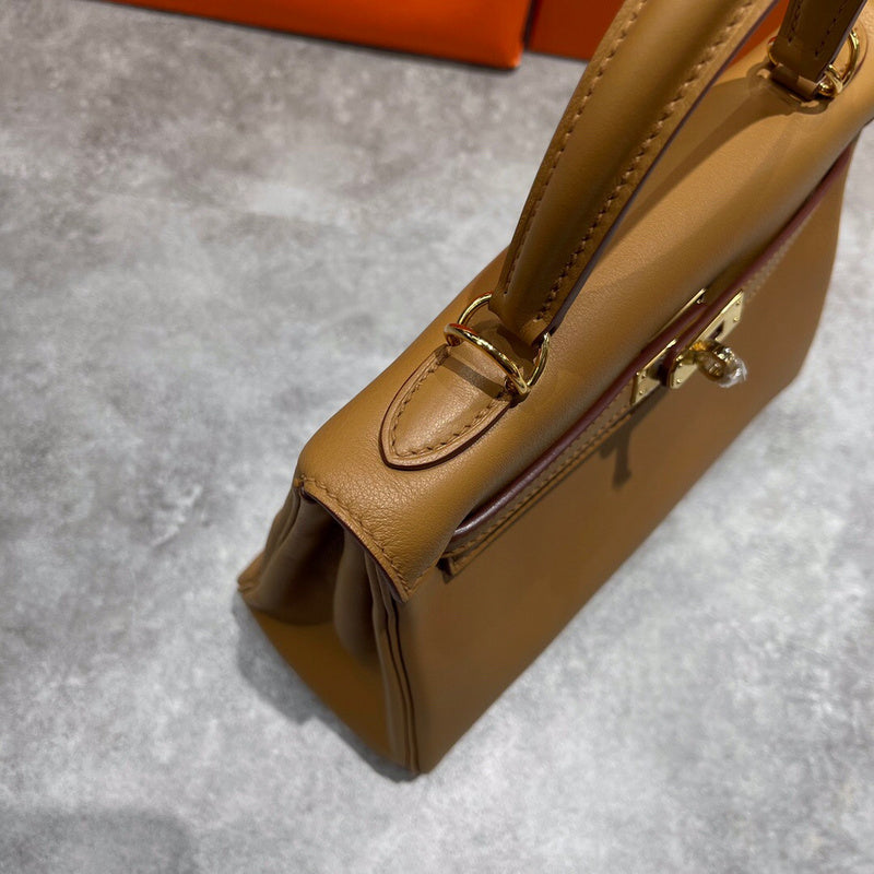 Amelia - HMS Bags - 1652