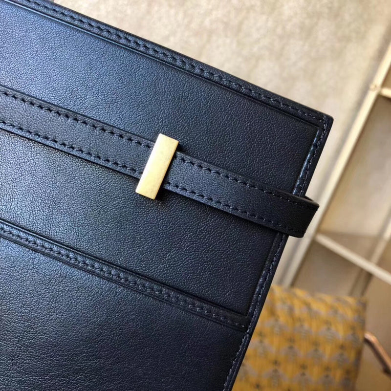 Amelia - YSL Bag - 3872