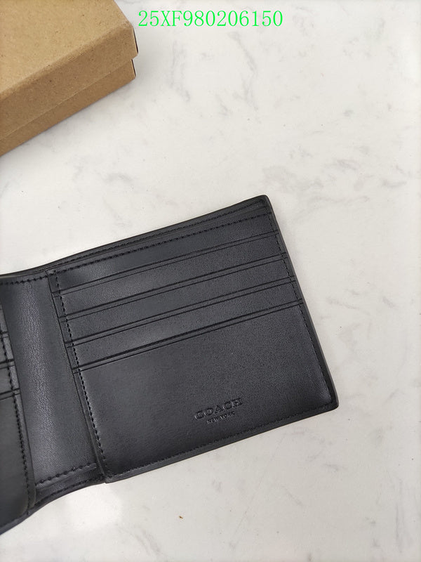 Amelia - CAH Wallet - 010