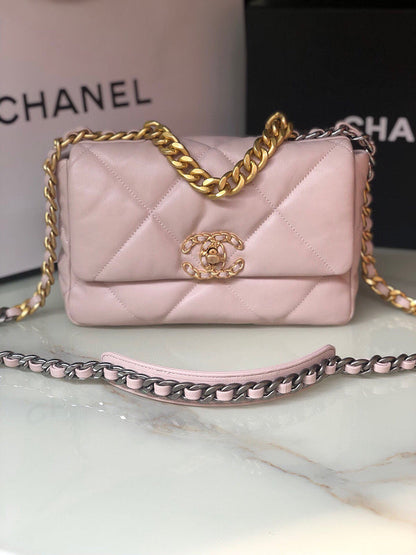Wellow Bags - Chanel - Bags  - 472