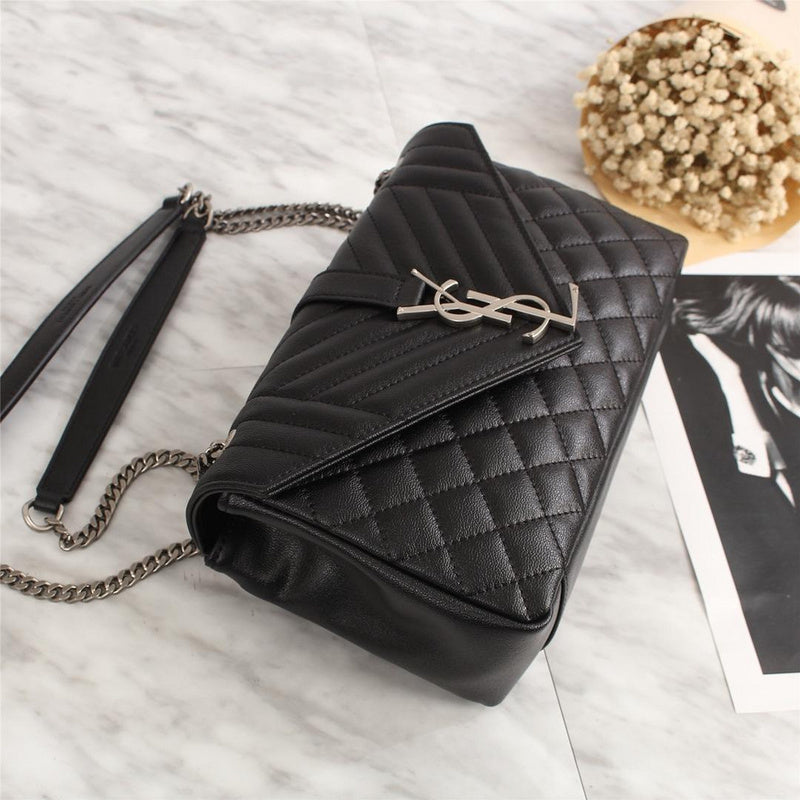 Amelia - YSL Bag - 2819