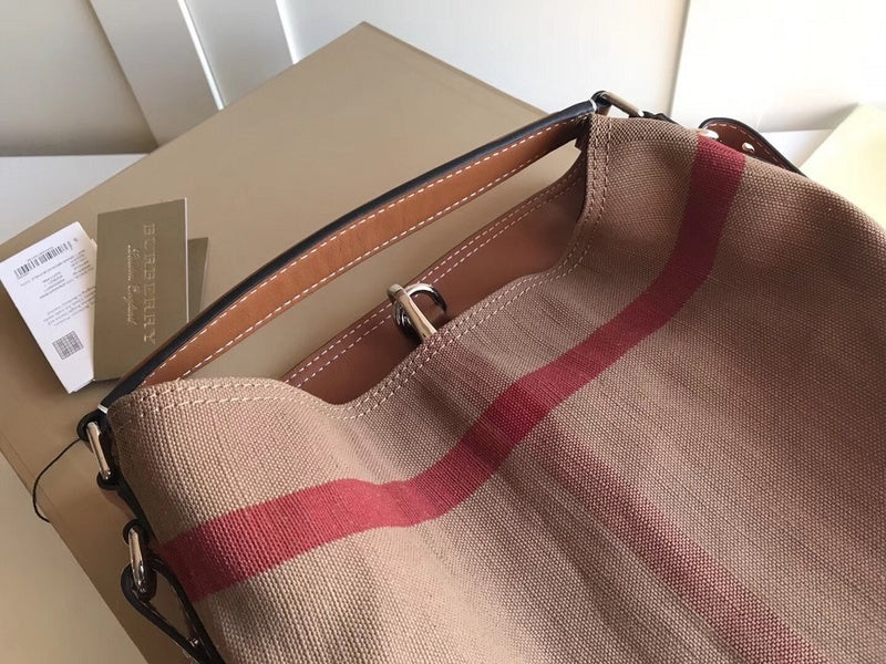 Burberry Bags - Bagsattire   434