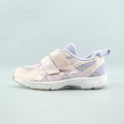ASICS .