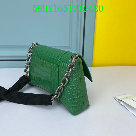 Amelia - BGA Bags - 1957