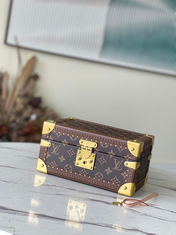 Fashion Lu-Vi bags - 4700
