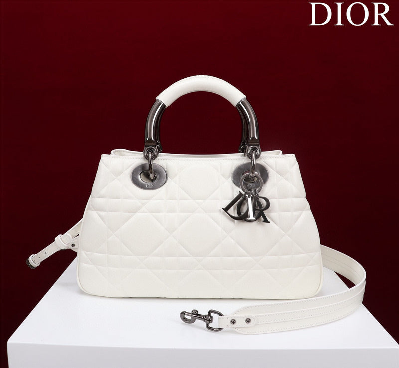 Amelia- DYOR DESIGNER BAGS - 1425