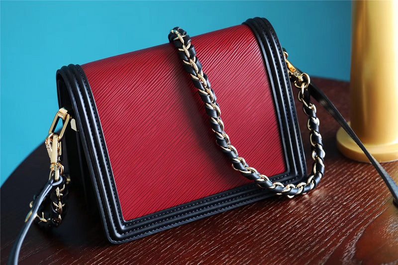 Fan Fashion Lu-Vi bags - 8118