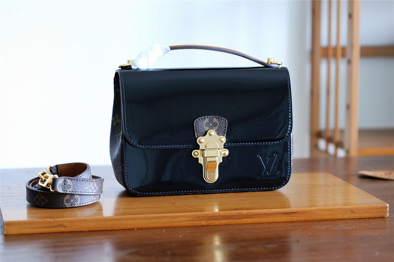 Amelia - LOV Lady Bags - 1662