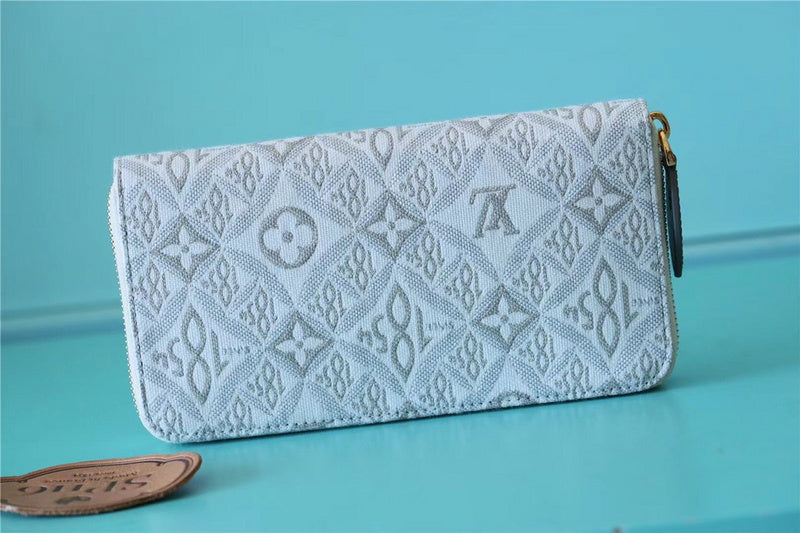 Fan Fashion Lu-Vi bags - 8896