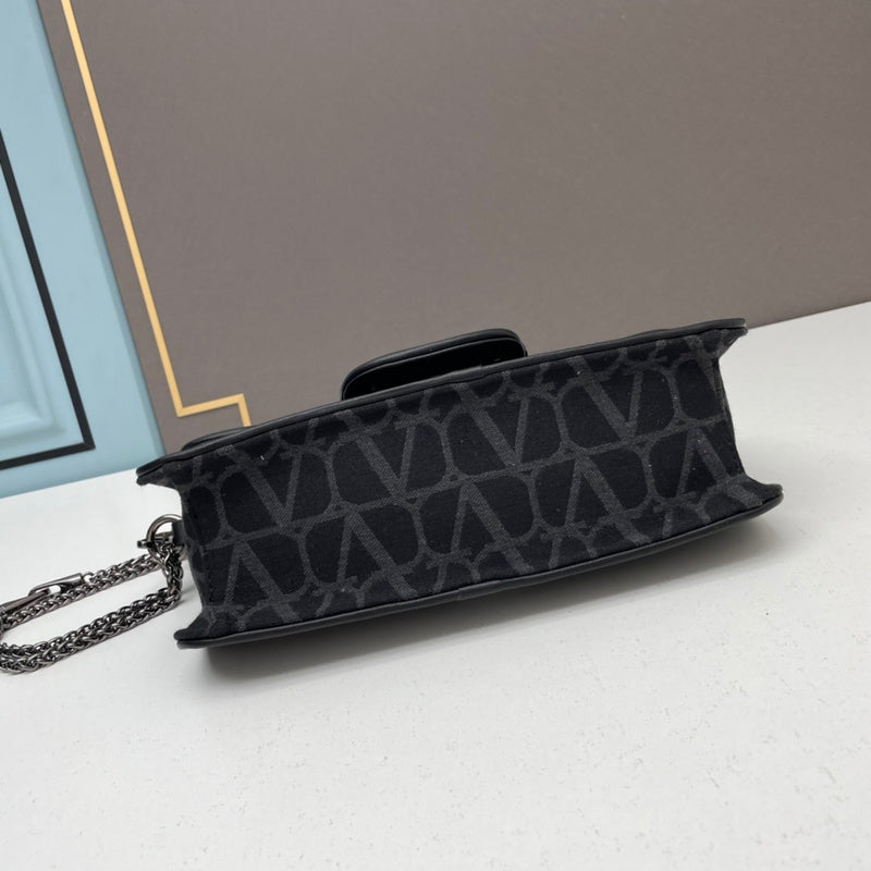 VAL LUXURY BAGS - FOR FASHION LOVERS  AFFORDABLE LUXURY BAGS- 135