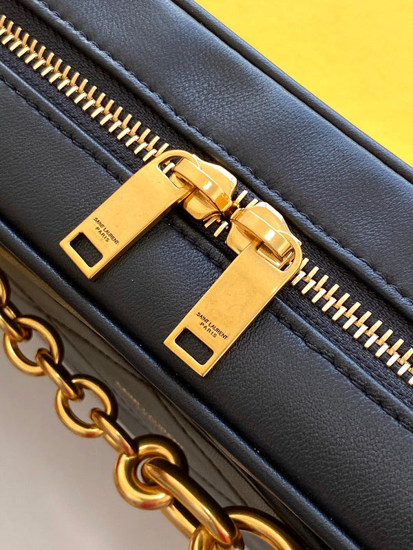 Amelia - YSL Bag - 4173