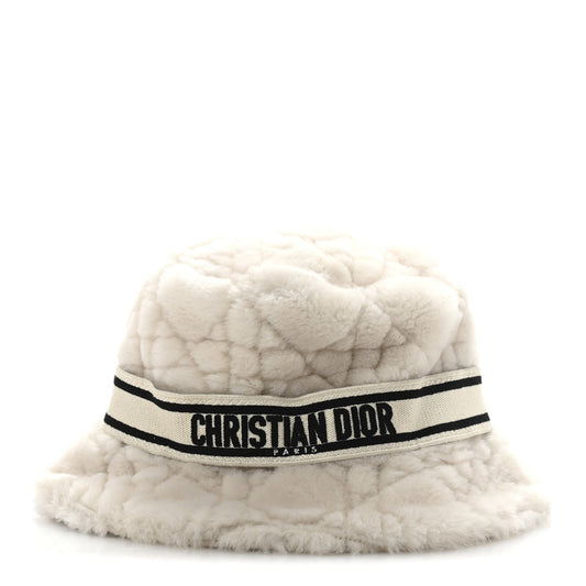 Christian Dior Shearling Cannage D-Bobby Bucket Hat 58 Ecru