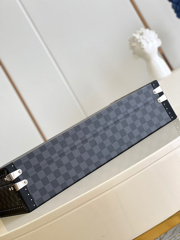 Fan Fashion Lu-Vi bags - 9505