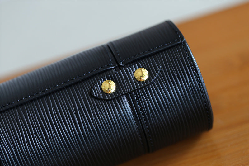 Fan Fashion Lu-Vi bags - 9384