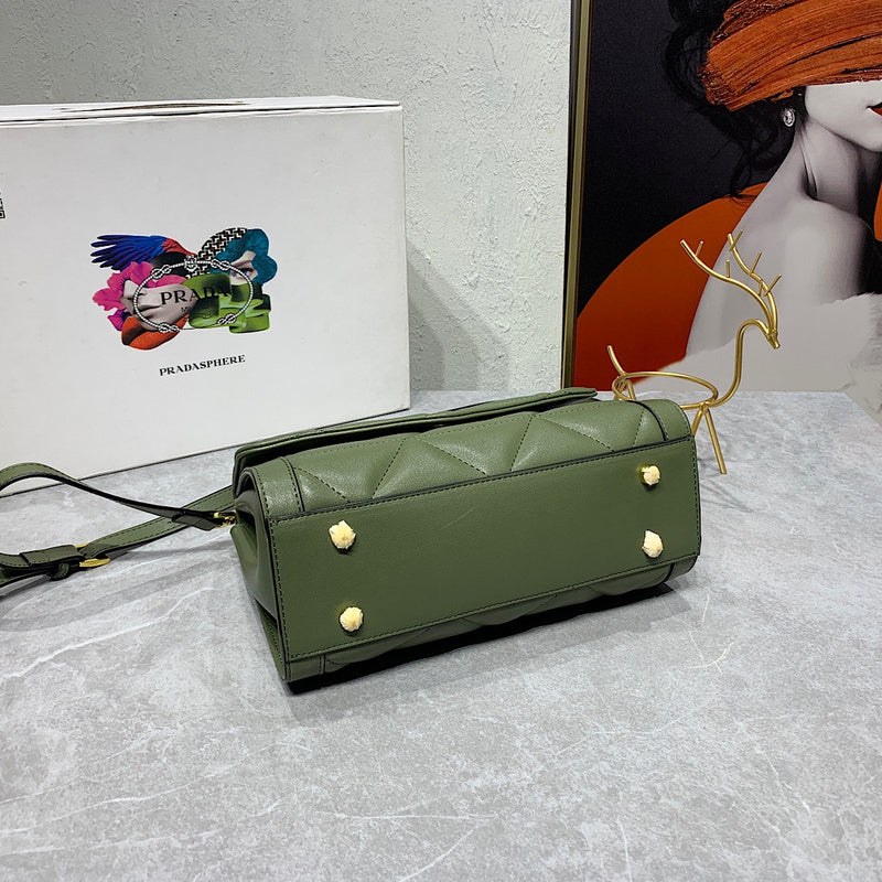 Barnes-Bags - Prada Bags - 907