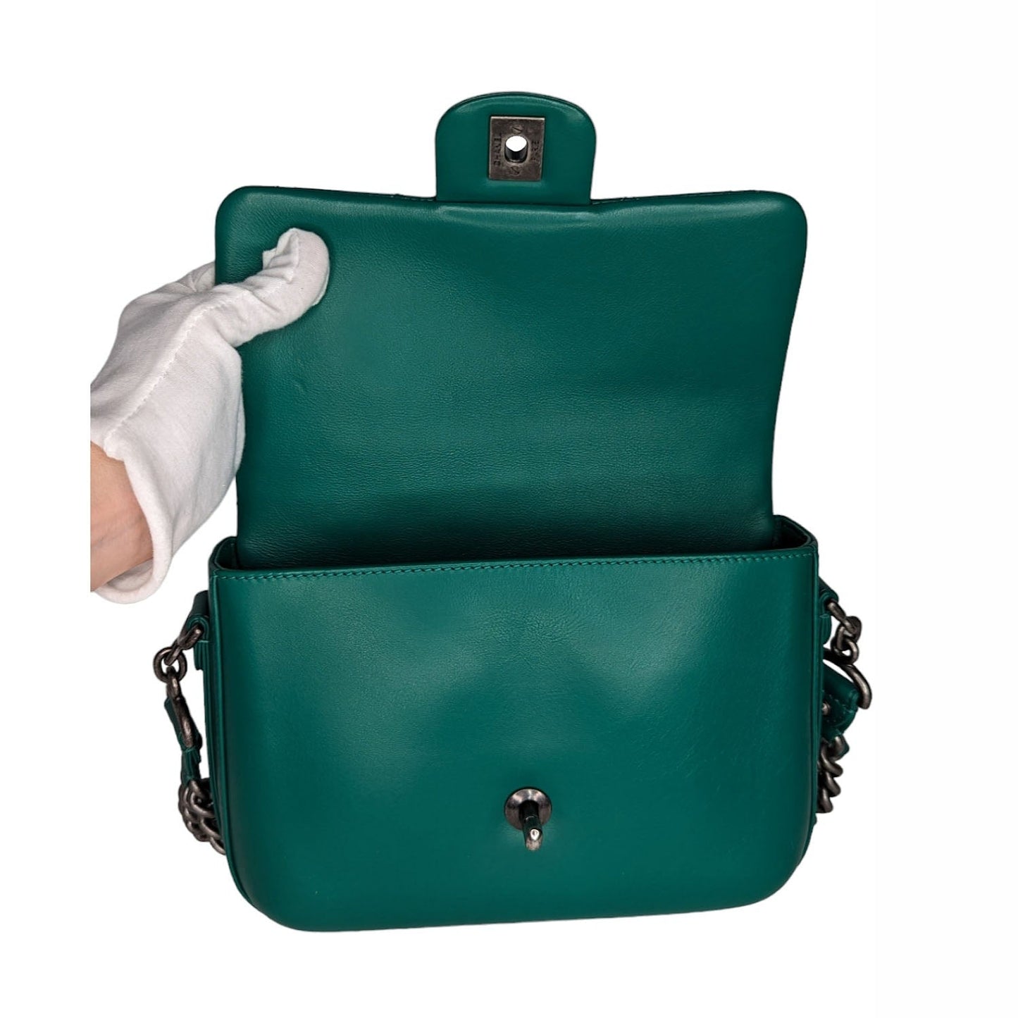 Chanel Calfskin Medium Rock My Shoulder Flap Green
