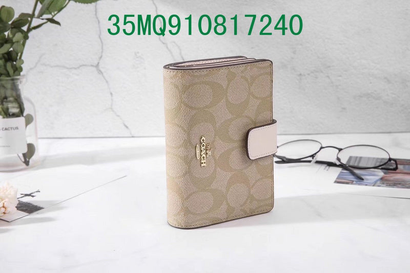 Amelia - CAH Wallet - 161