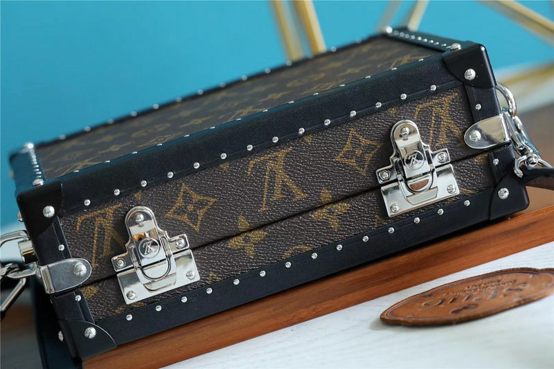 Fan Fashion Lu-Vi bags - 10122