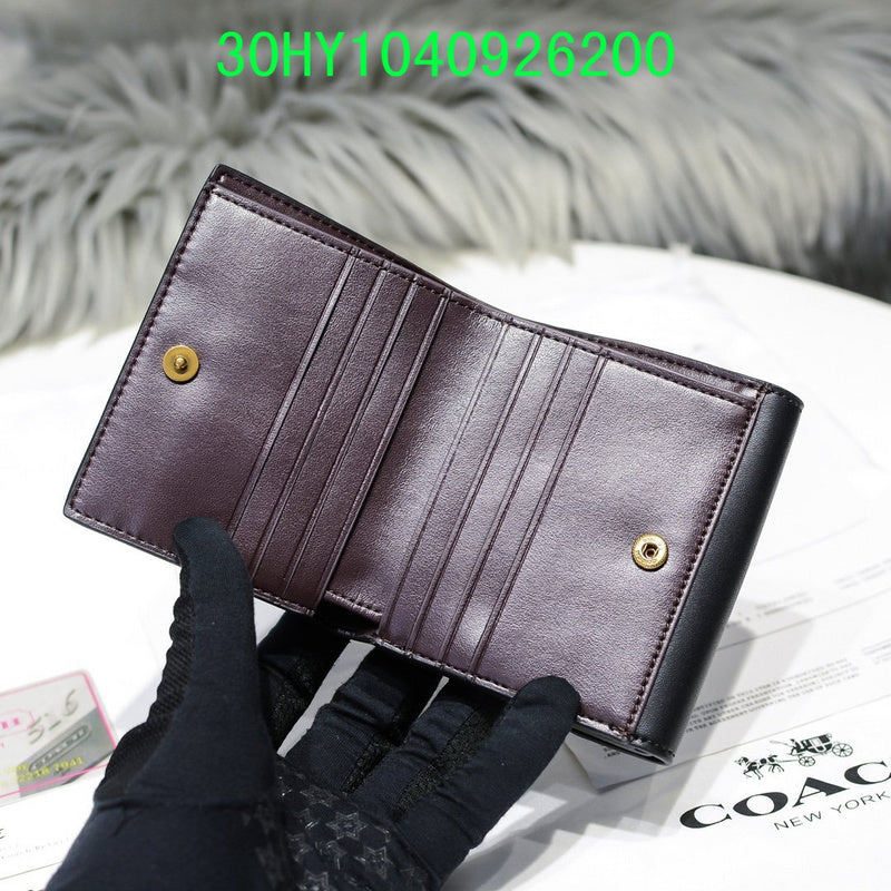 Amelia - CAH Wallet - 118