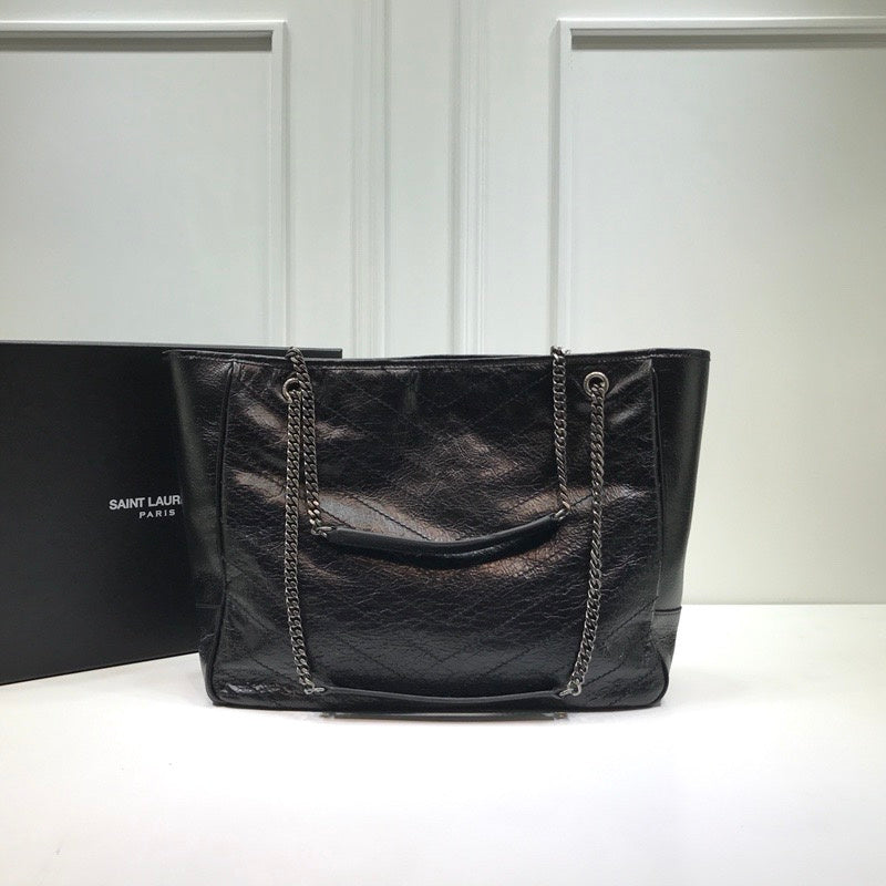 Amelia - YSL Bag - 2220