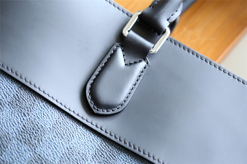 Fan Fashion Lu-Vi bags - 9884